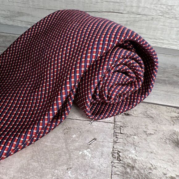 Brooks Brothers Basics Navy Blue Red Striped 100% Silk Necktie Made in USA - Picture 4 of 7